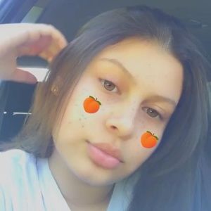 Meet your Posher, Emely